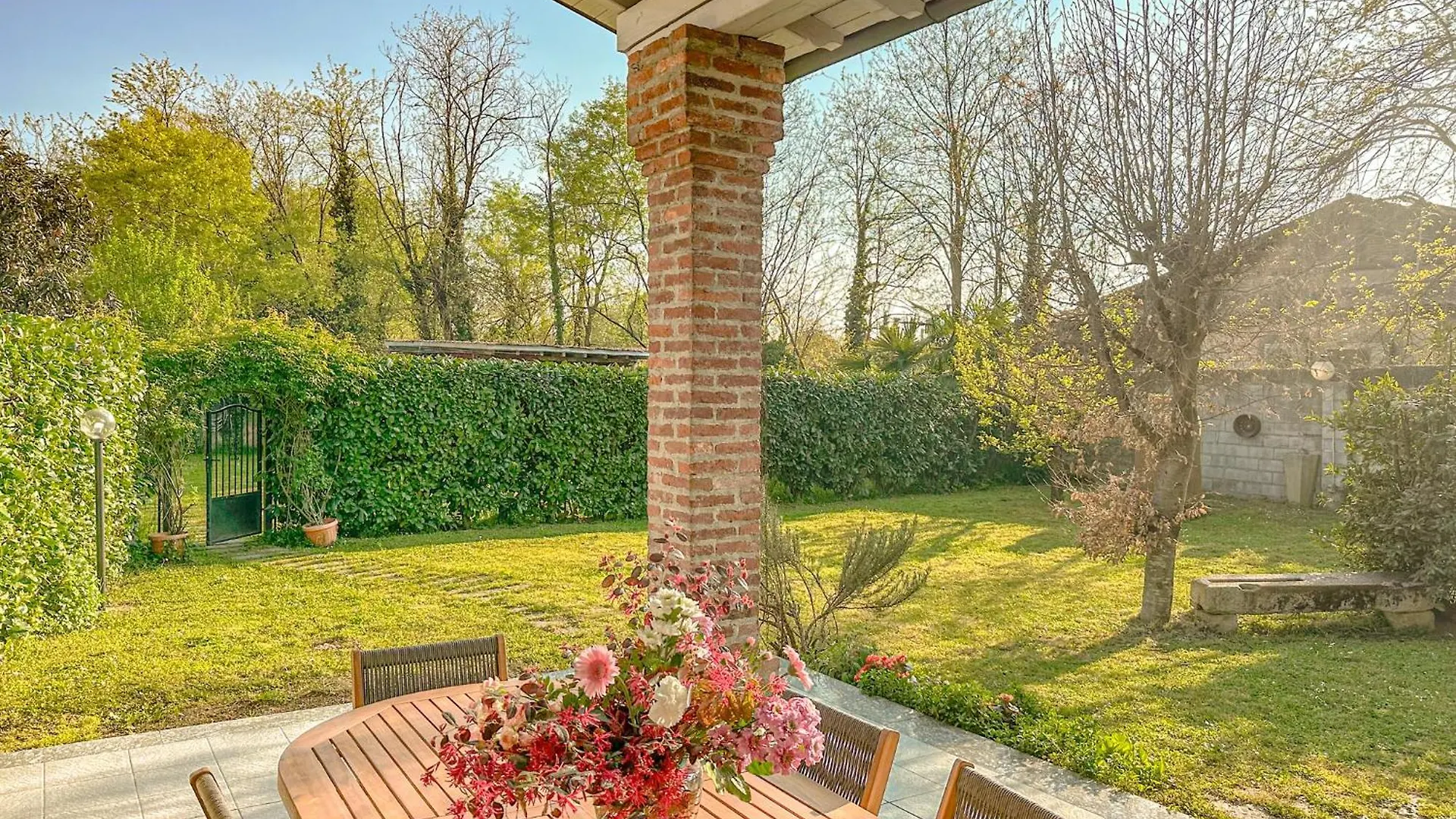 Villa Corelli - Parking And Exclusive Garden Milan