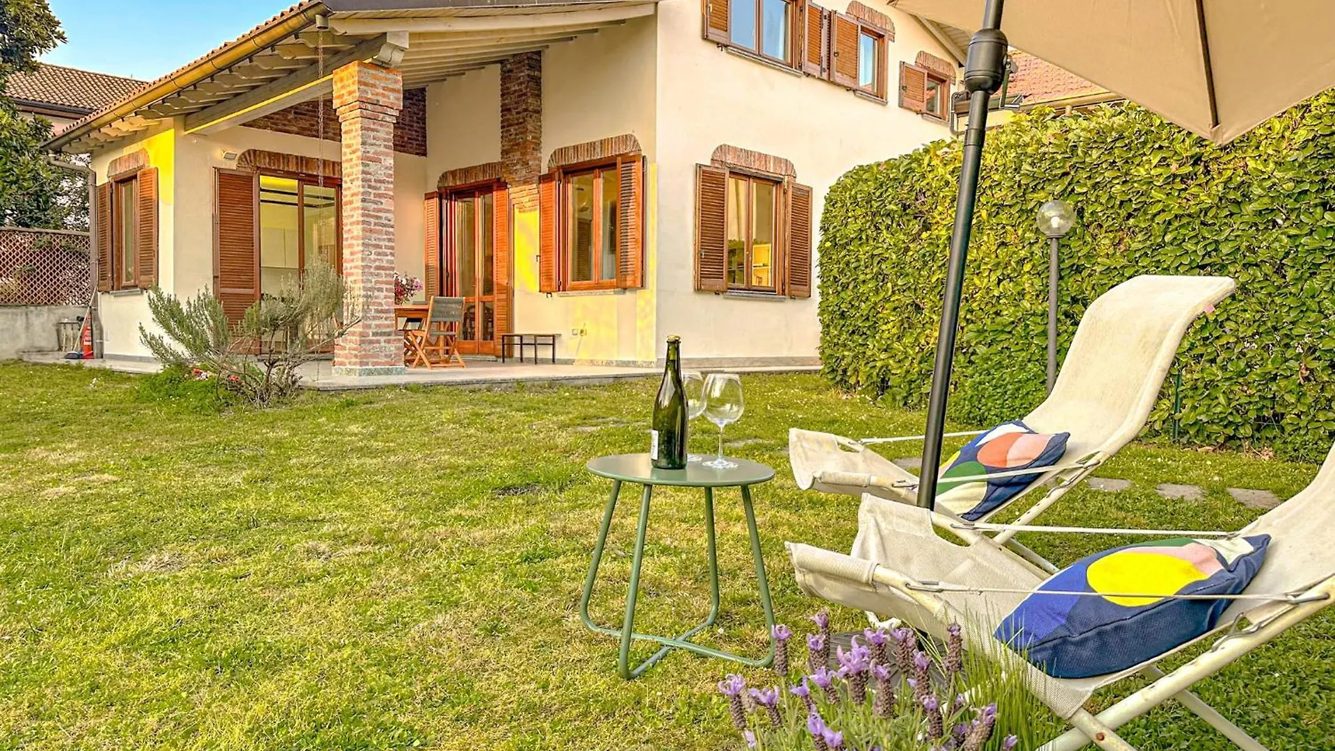 Villa Corelli - Parking And Exclusive Garden Milan Italy