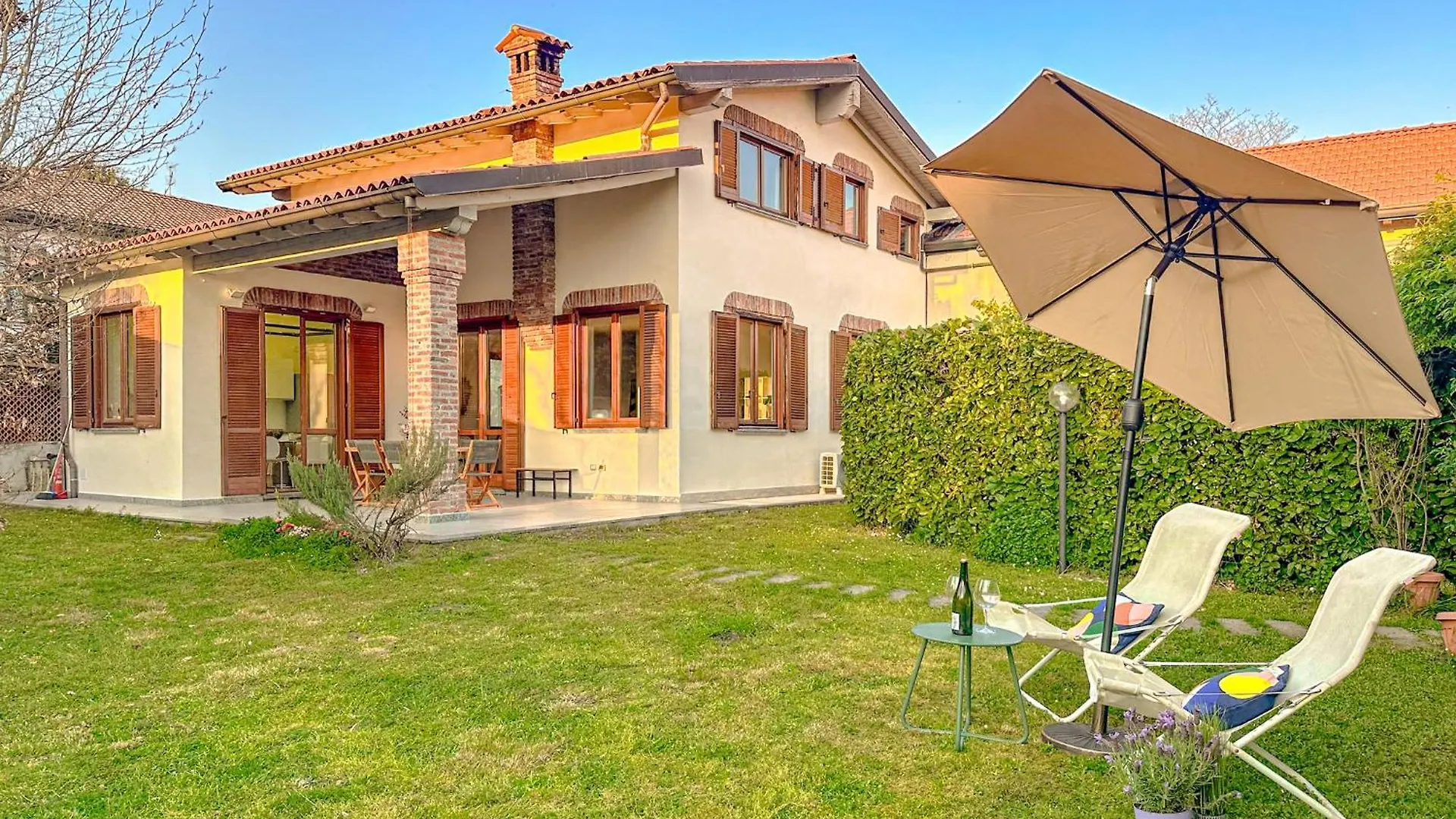 Villa Corelli - Parking And Exclusive Garden Milan
