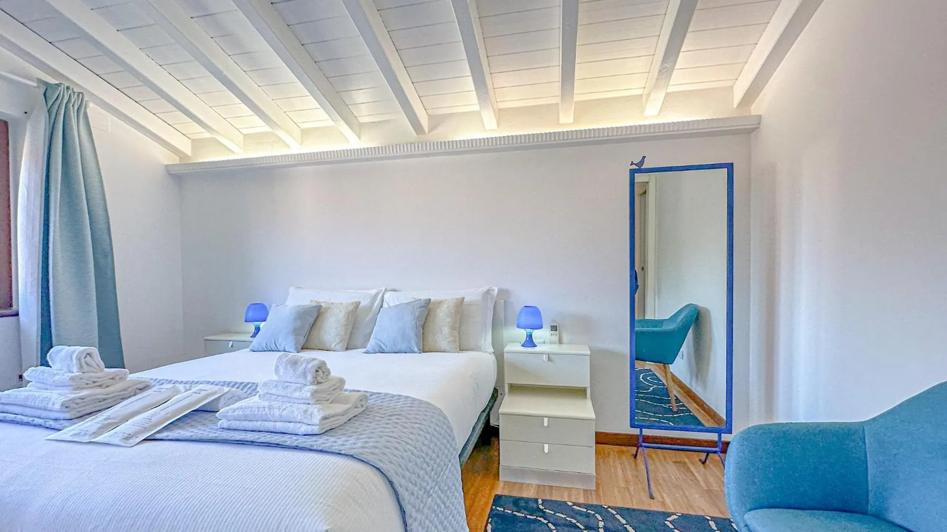 Villa Corelli - Parking And Exclusive Garden Milan Italy